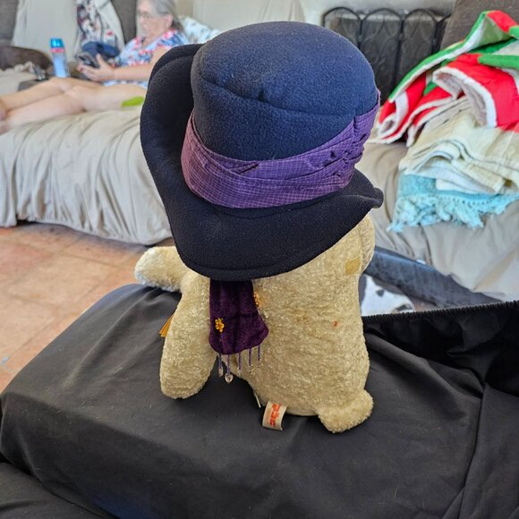 Molly the musical bear - Picture 7 of 10